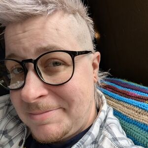 Meet your Posher, Cam